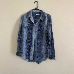 Equipment Femme Silk Patterned Button
Front Top